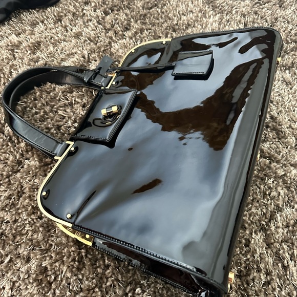 Yves Saint Laurent Bag, Patent Leather, Black (Mint condition) - Picture 3 of 14